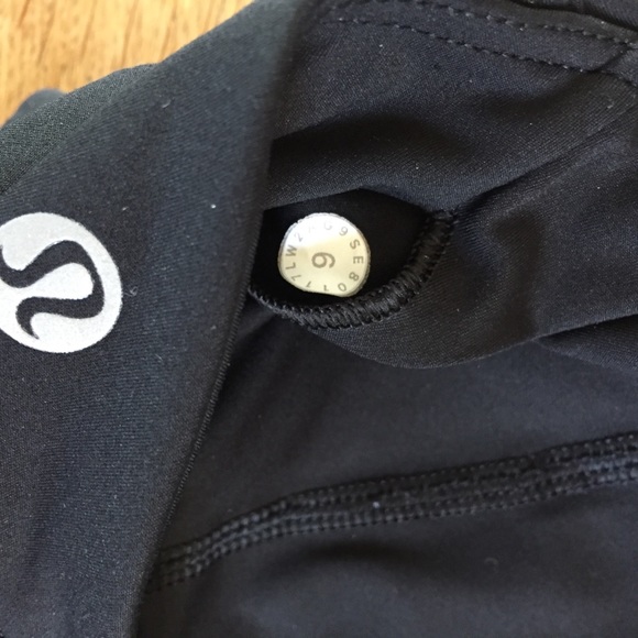 Lululemon Fast & Free Y-Back Sports Bra Size 6 - Picture 5 of 5